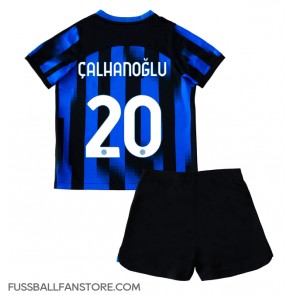 Inter Milan Hakan Calhanoglu #20 Replik Heimtrikot Kinder 2023-24 Kurzarm (+ Kurze Hosen)